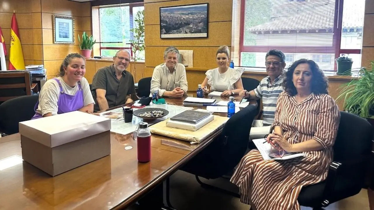 La Junta concede tres nuevos carnés de artesanos en la provincia de Cuenca