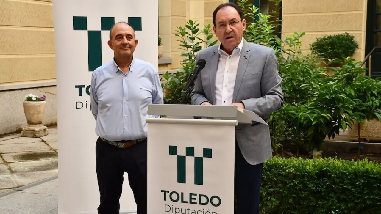 El vicepresidente primero de Cooperación de la Diputación de Toledo, Jesús Guerrero, y el director de Cooperación e Infraestructuras, Francisco Ferrero
