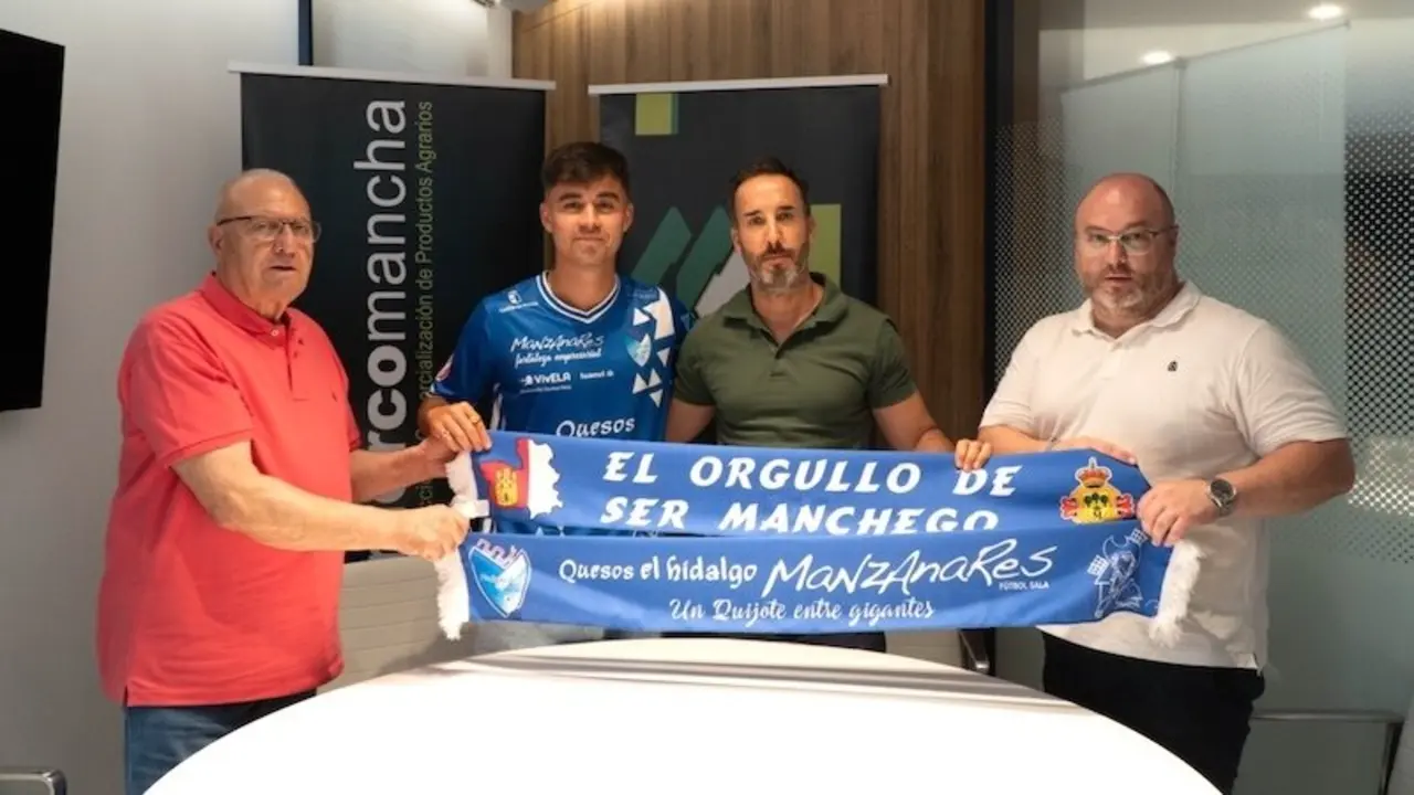Toni Escribano promete a la afición del Manzanares FS "luchar por lo máximo"