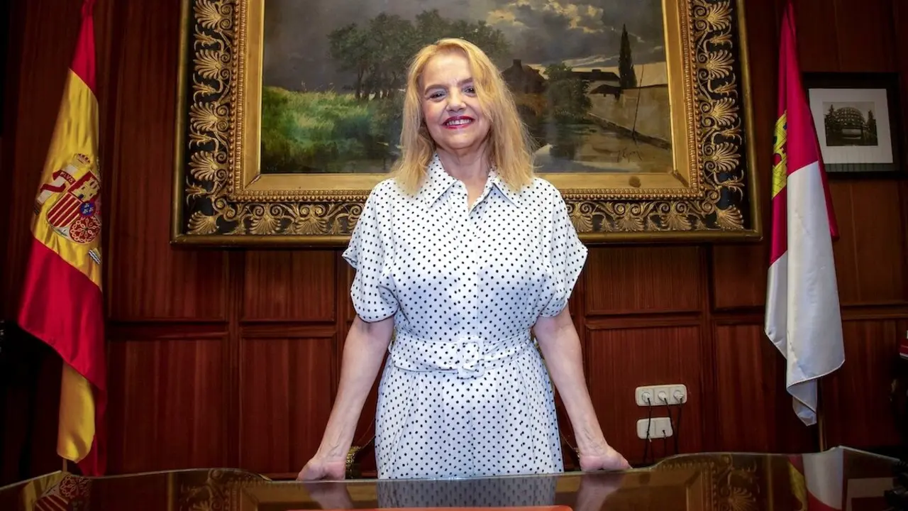 La presidenta del Tribunal Superior de Justicia de Castilla-La Mancha (TSJCLM), María Pilar Astray, en un momento de la entrevista - EFE/Manu