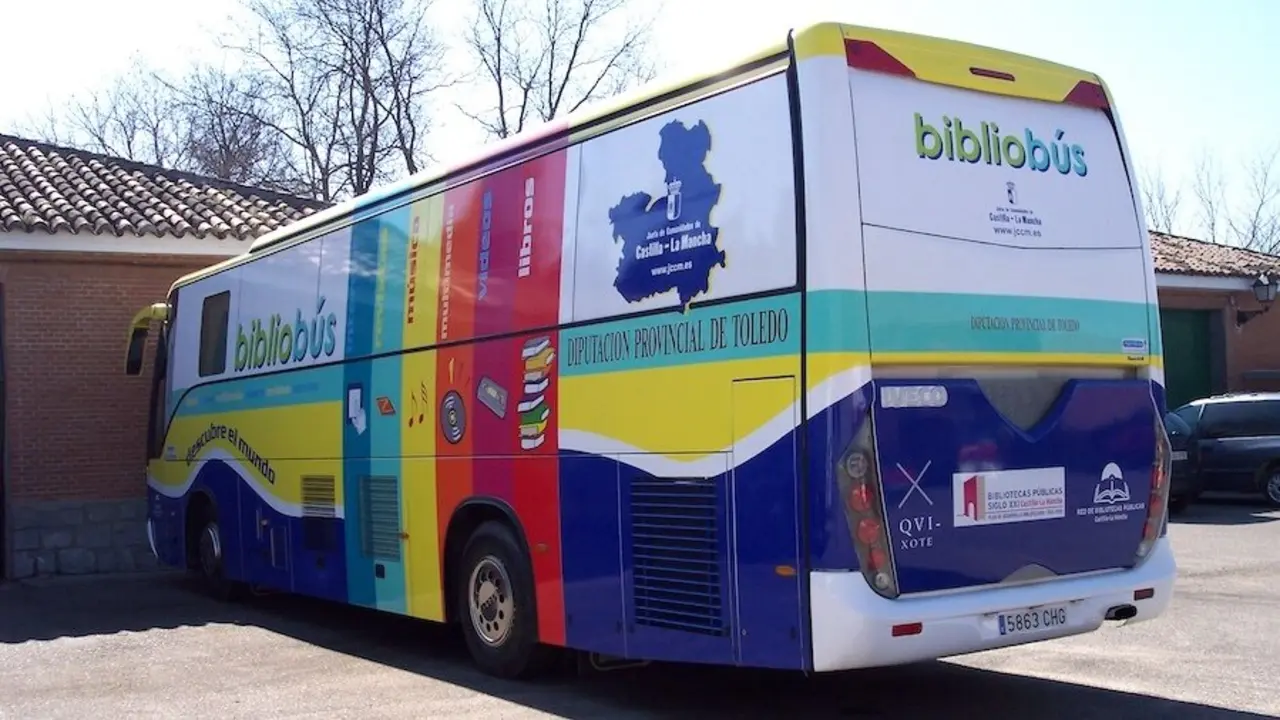 Diputación de Toledo y Junta renuevan el convenio para el servicio de bibliobús