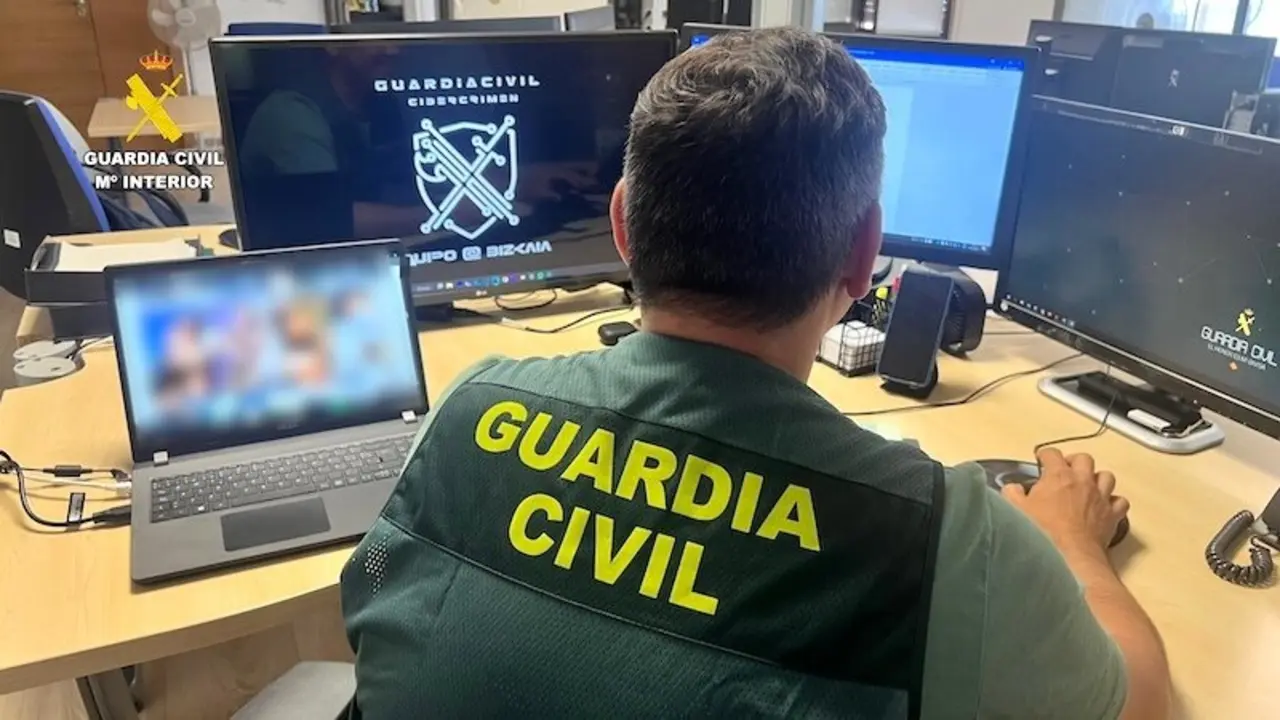 Cae un grupo criminal dedicado a la extorsión sexual con víctimas por toda España