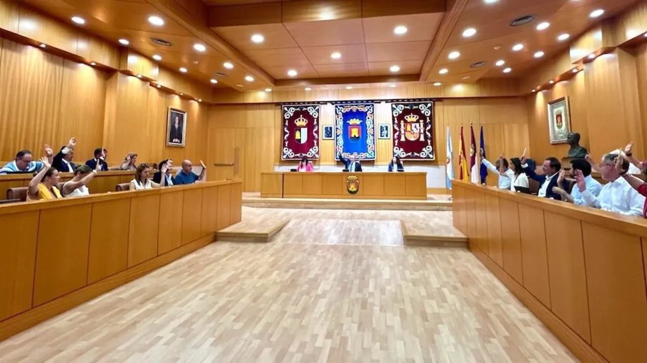 En la imagen un instante del Pleno del Ayuntamiento de Talavera de la Reina (Toledo) celebrado este viernes