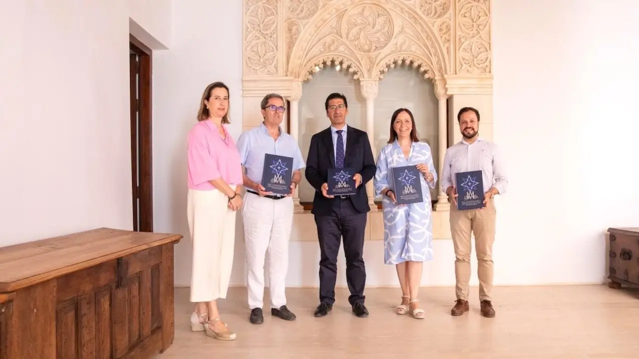 La Junta apoya la celebración de 800 años de la parroquia Santa María de Alcázar de San Juan (Ciudad Real)