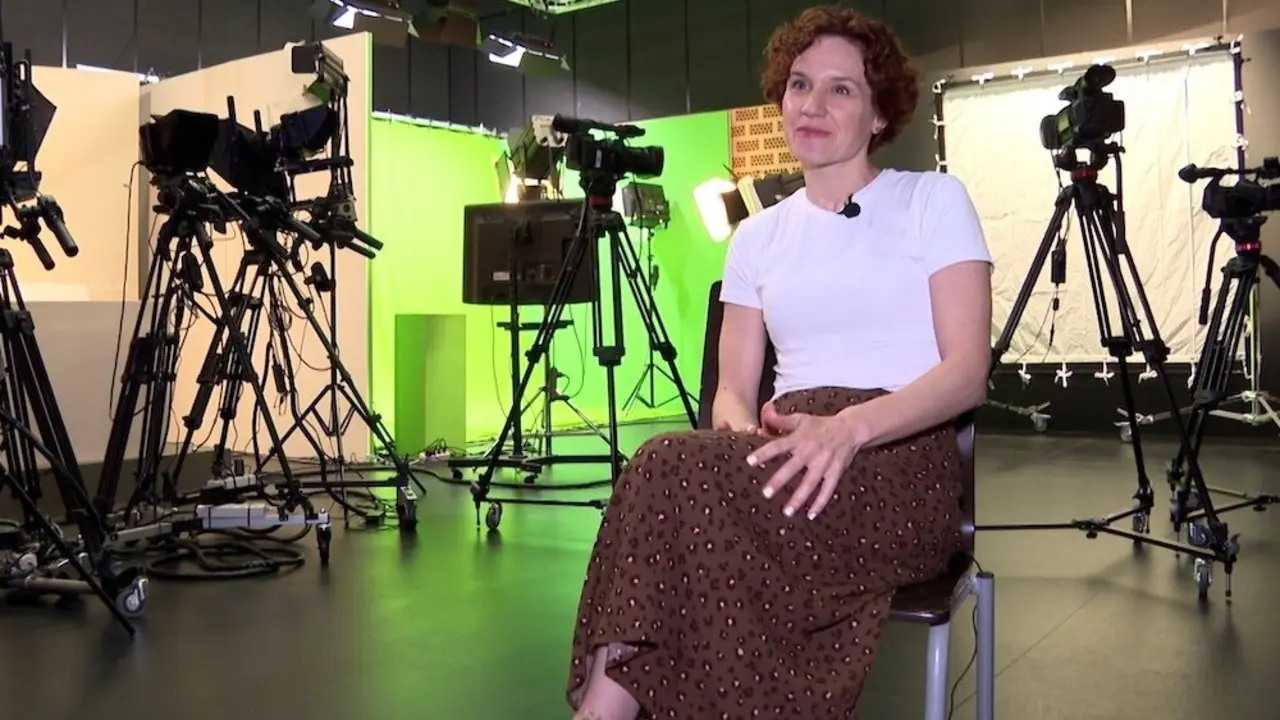 La nueva decana de la Facultad de Comunicación de la UCLM en Cuenca, Belén Galletero, en un momento de la entrevista - EP