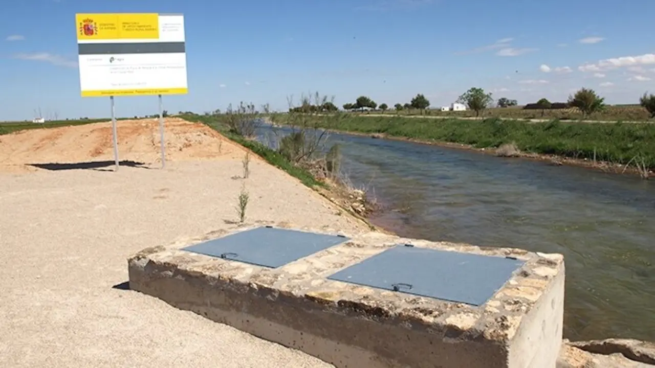La patronal vitivinícola denuncia a la CHG por presunto uso irregular de sanciones, pozos, Acuífero 23, Confederación Hidrográfica del Guadiana, regantes, regadío,