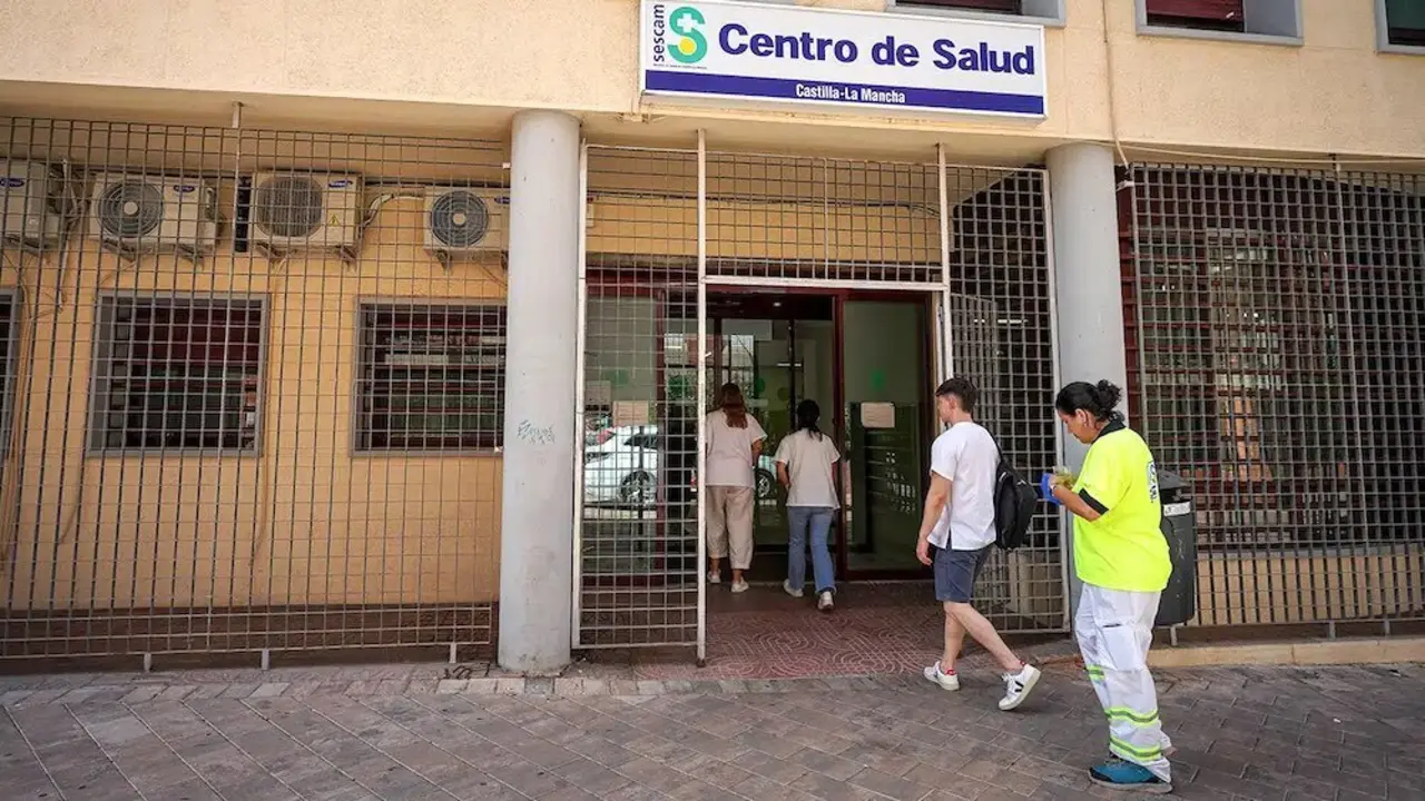 En la imagen de archivo el Centro de Salud Ciudad Real 2 en la capital ciudadrealeña - Fotografía: Lanza/Clara Manzano