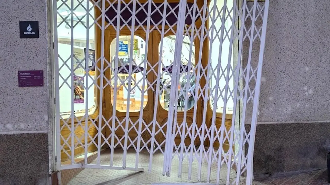 Tres detenidos por robos en diez establecimientos y una vivienda de Caudete (Albacete)