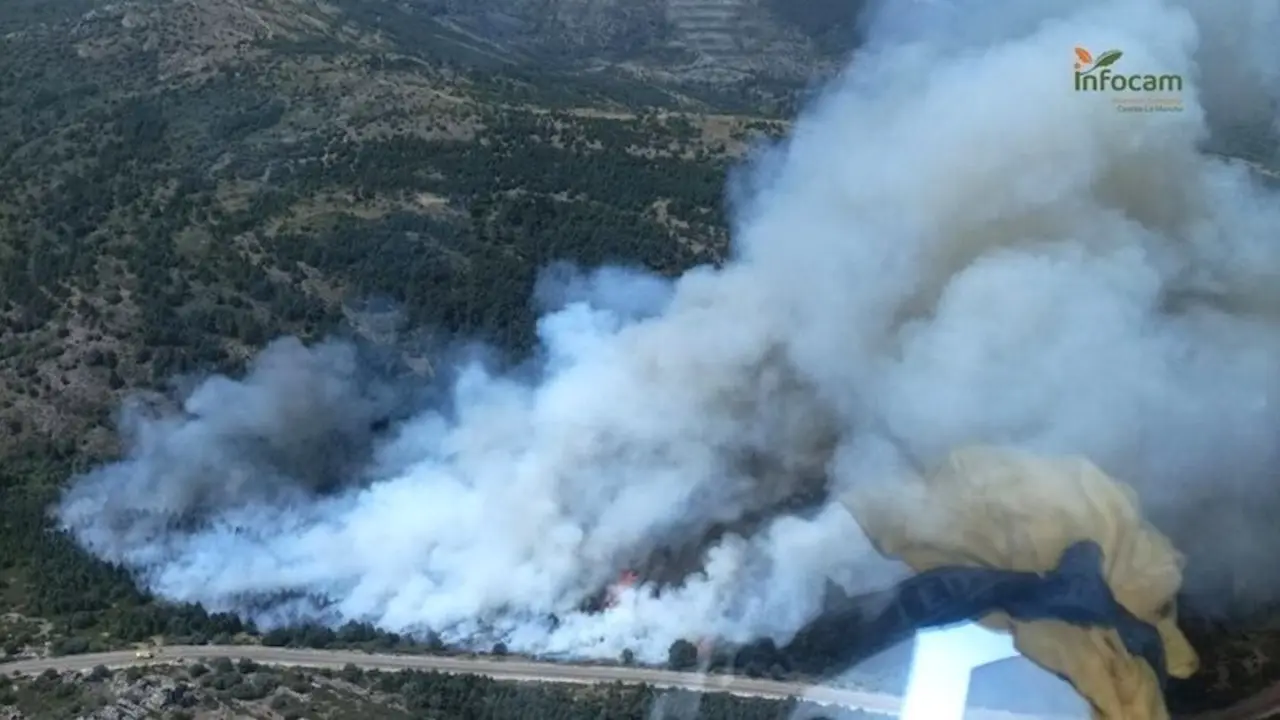 Se declara un incendio en La Huerce en la Sierra Norte de Guadalajara, que está en nivel 1