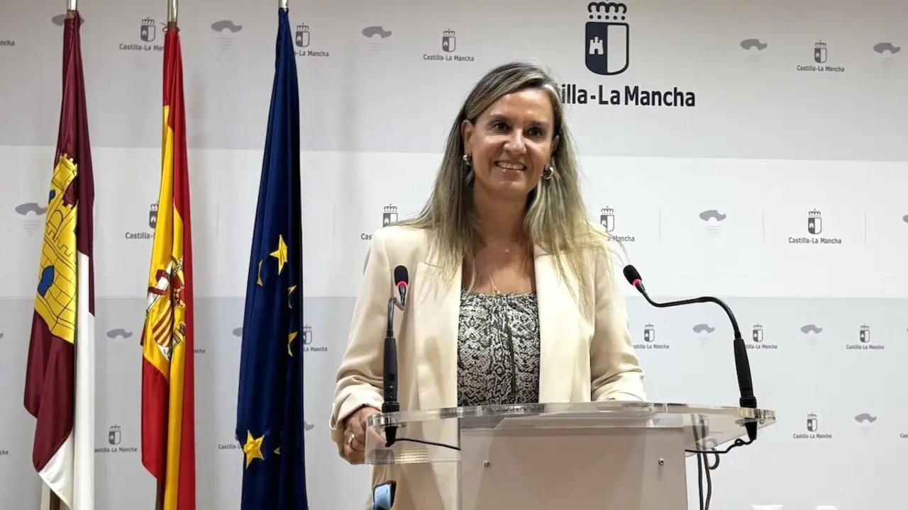 La directora general de Planificación Territorial y Urbanismo, Silvia López, ha anunciado que la puesta en marcha de la Plataforma Electrónica de Expedientes Urbanísticos