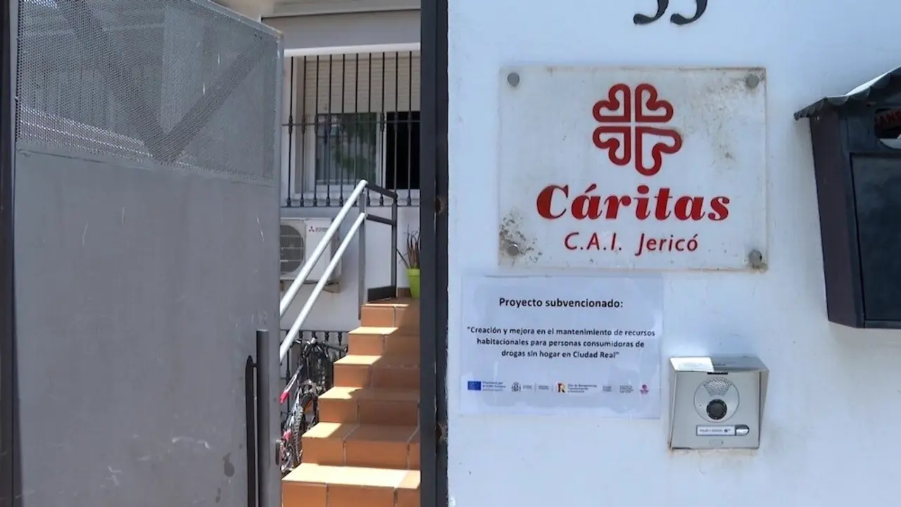 Cáritas Ciudad Real pide más ayudas y recursos para atender a las personas sin hogar en el centro Jericó
