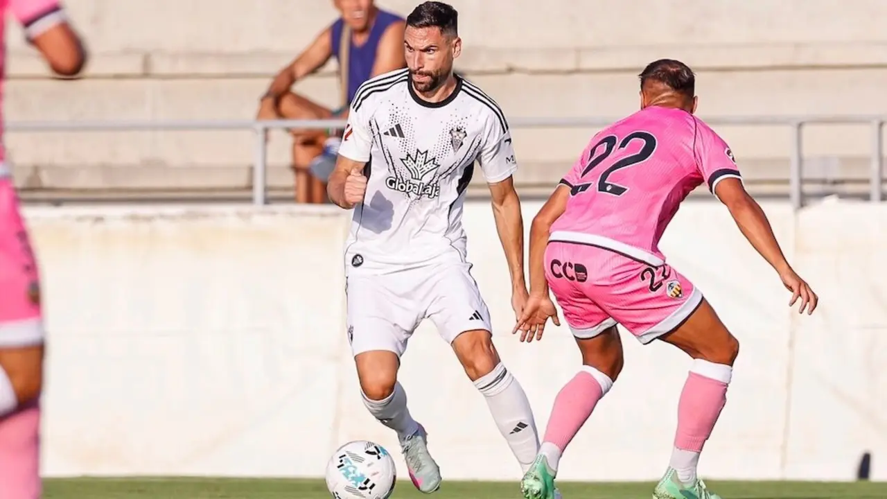 Antonio Puertas afronta con ilusión su debut liguero y pide “dar un paso adelante”