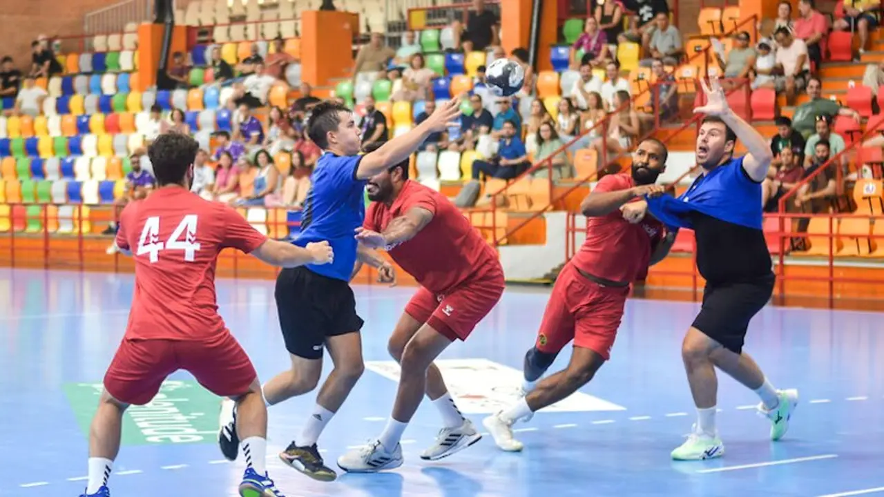 Lima termina decidiendo el amistoso Rebi Cuenca - Impulse Guadalajara (29-27) - Fotografía: J.A.Lillo