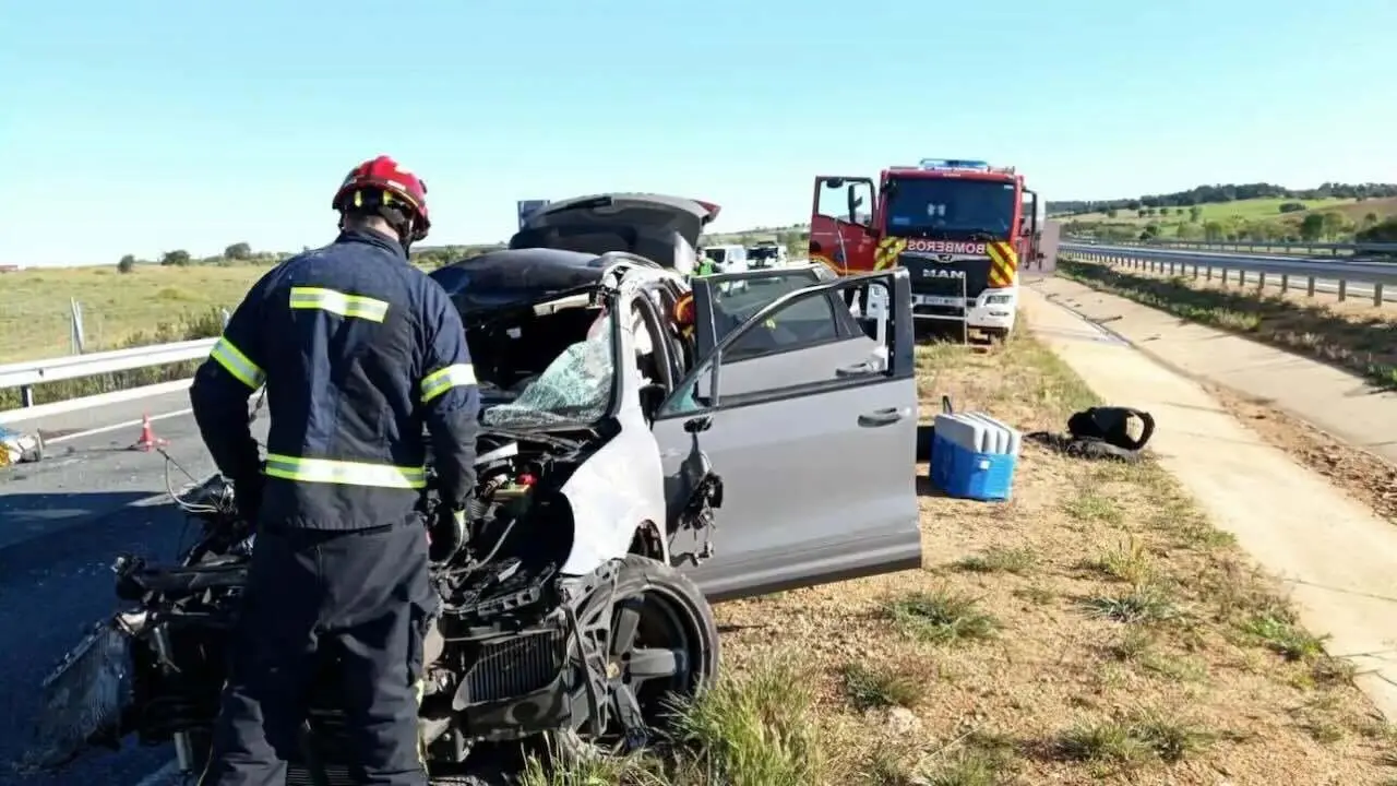 accidente de tráfico, choque, colisión, salirse de la vía, salida de vía,