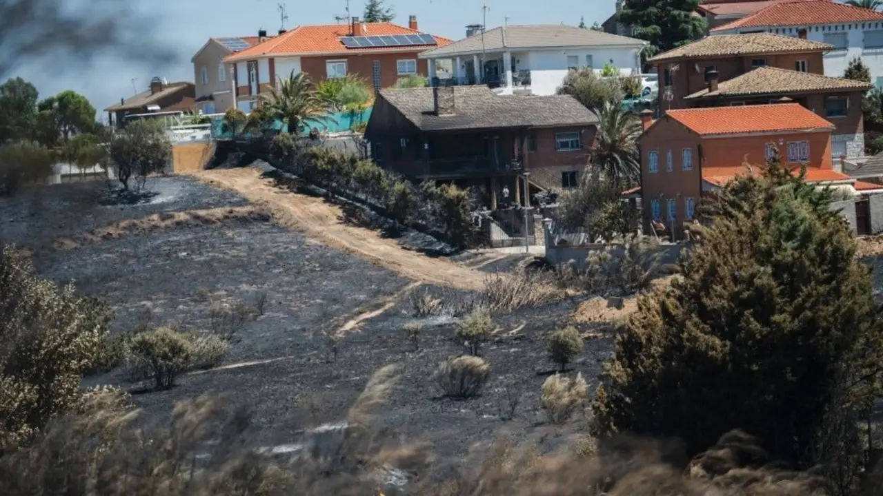 Urbanización Calypo del municipio de Casarrubios del Monte afectada por el incendio forestal de Méntrida (Toledo)