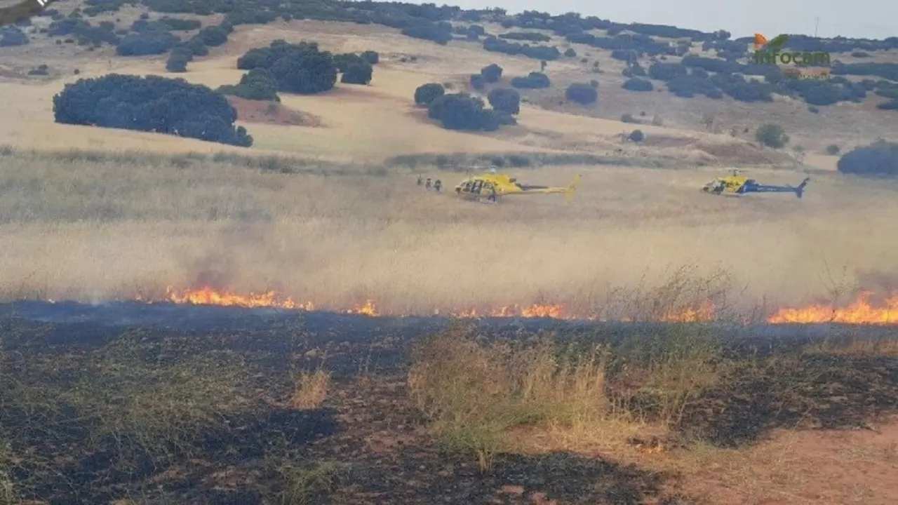 Los servicios de extinción de Castilla-La Mancha extinguen ocho incendios declarados este lunes