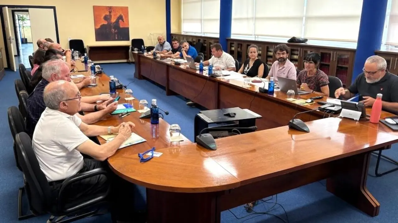La Junta y agricultores abordan las medidas para compatibilizar cultivos con zonas ZEPA
