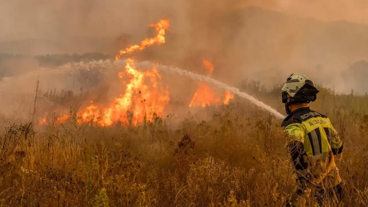 incendios, incendios forestales, fuego, bombero, bomberos forestales, monte,