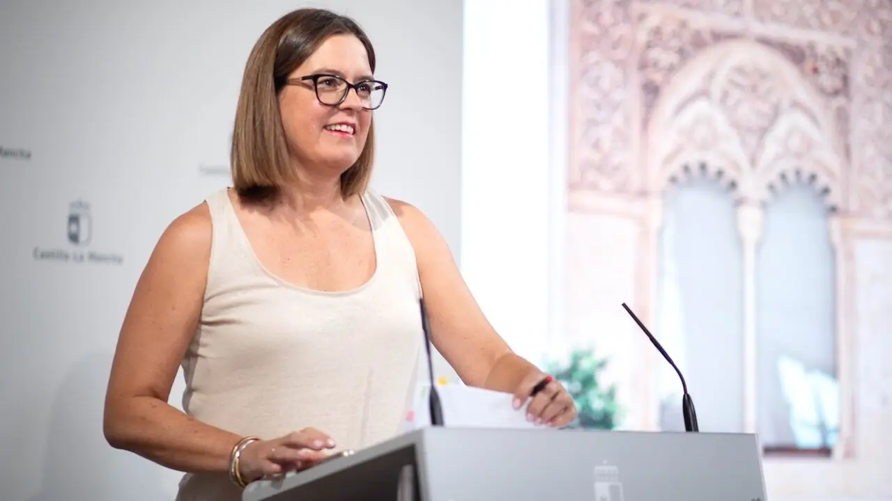 La consejera portavoz del Gobierno de Castilla-La Mancha, Esther Padilla, ha informado en rueda de prensa de los asuntos del Consejo de Gobierno
