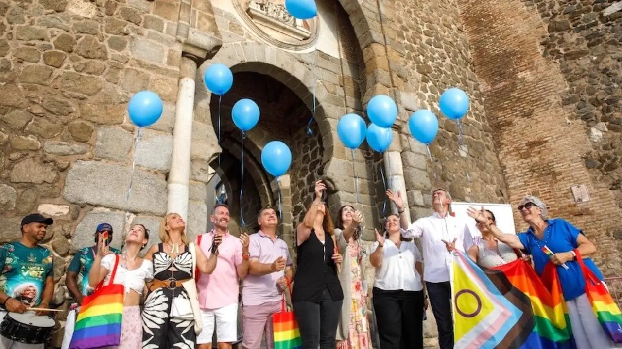 El servicio de atención LGTBI de Castilla-La Mancha atiende 169 consultas en su primer mes de actividad