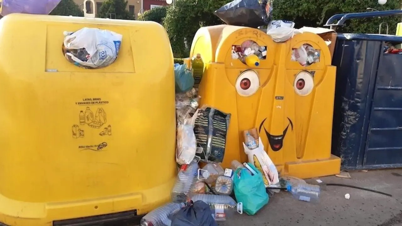 Valdepeñas (Ciudad Real) denuncia el grave deterioro del servicio de recogida de basuras del RSU y la Diputación