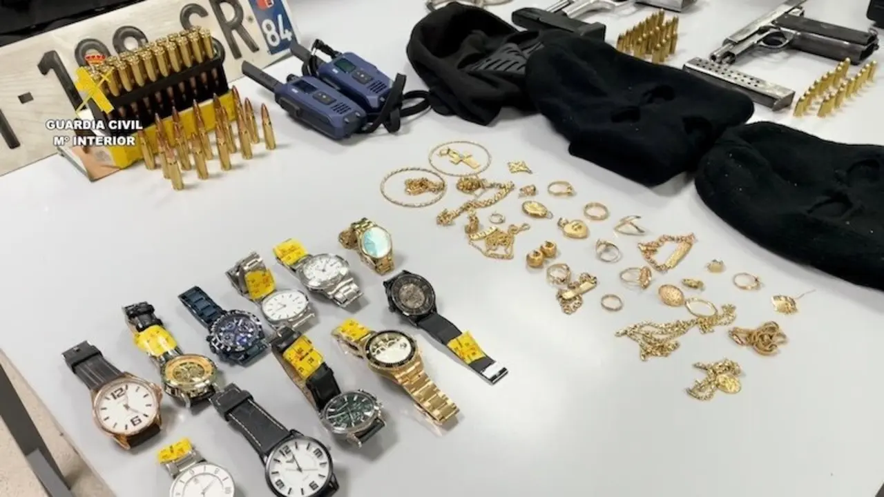Dos detenidos armados por más de veinte robos en viviendas de varias provincias