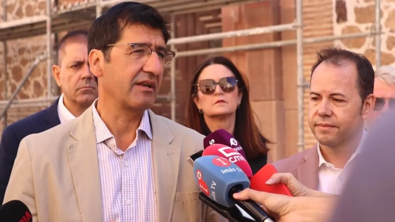 El vicepresidente segundo del Gobierno de Castilla-La Mancha, José Manuel Caballero, visita las obras de la futura hospedería ‘La Casa de los Frailes’ de Herencia (Ciudad Real), que se incorporará a la Red Regional de Hospederías impulsada por el Ejecutivo autonómico