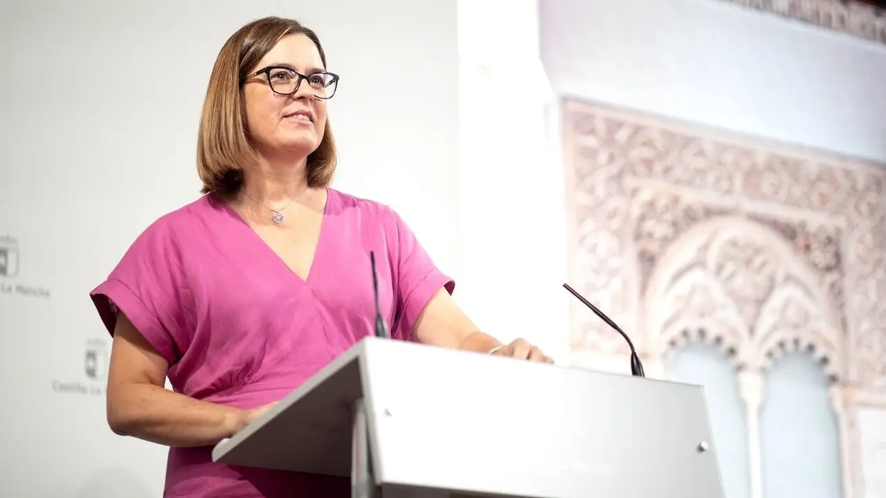 La consejera portavoz del Gobierno de Castilla-La Mancha, Esther Padilla, ha informado en rueda de prensa de los asuntos del Consejo de Gobierno