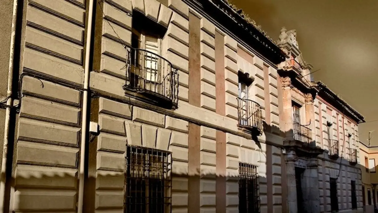 En la imagen la Casa Academia de Minas de Almadén (Ciudad Real)