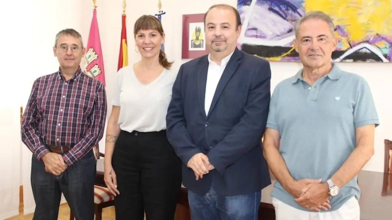 La Junta refuerza la colaboración con la UCLM en programas de memoria democrática