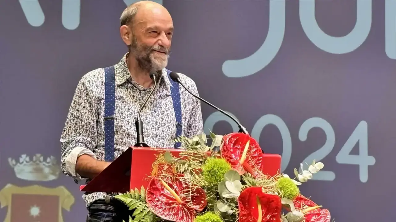 El humorista Javier Cansado anuncia que tiene cáncer y se retira "varios meses"