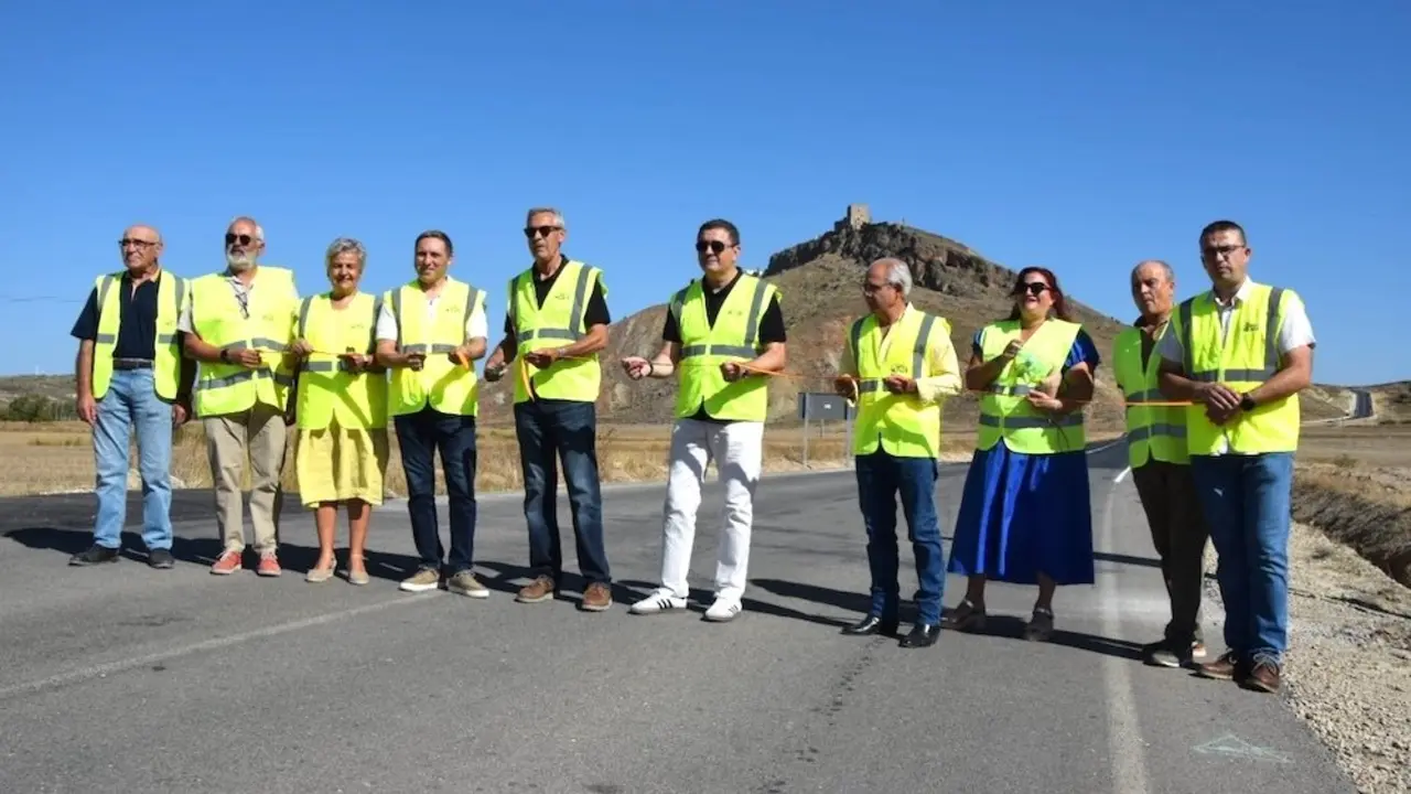 La Diputación de Cuenca ha inaugurado la rehabilitación de la carretera CUV-5003 en el tramo que une Los Huertos de Moya con Santo Domingo de Moya