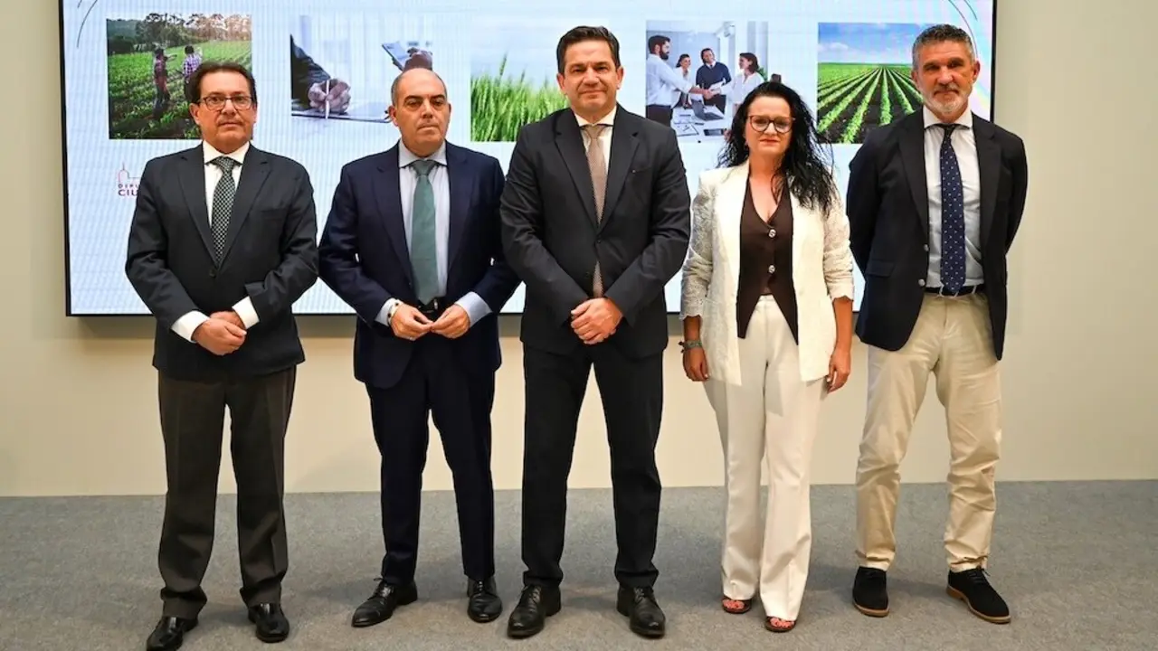 La Diputación de Ciudad Real y ATA se alían para frenar la caída de autónomos
