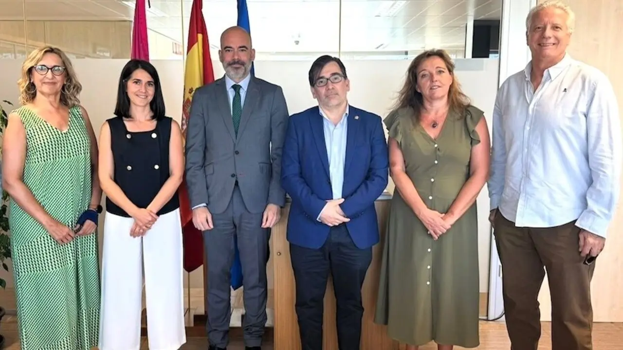 Colegios de médicos y Sescam acuerdan medidas para frenar las agresiones a sanitarios
