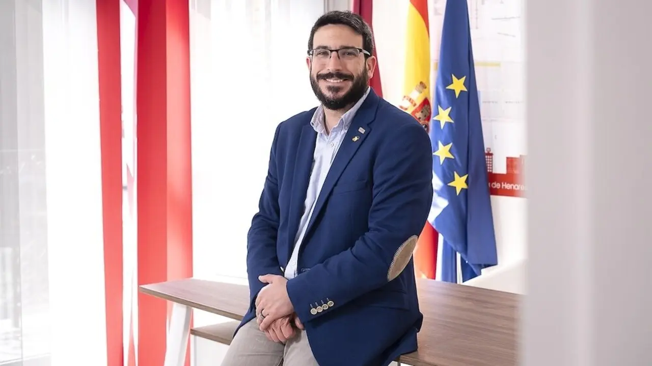 El alcalde de Azuqueca de Henares (Guadalajara), Miguel Óscar Aparicio, en una imagen de archivo