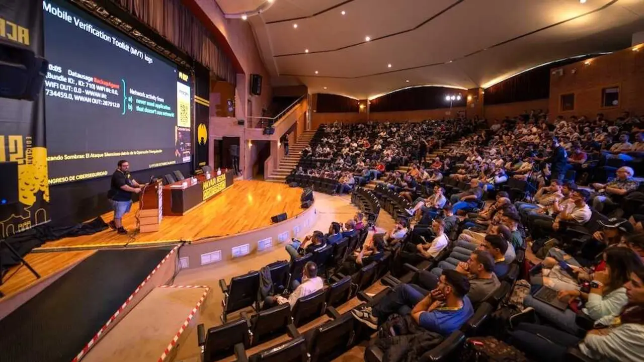 900 inscritos en el congreso de ciberseguridad 'Navaja Negra' de Albacete