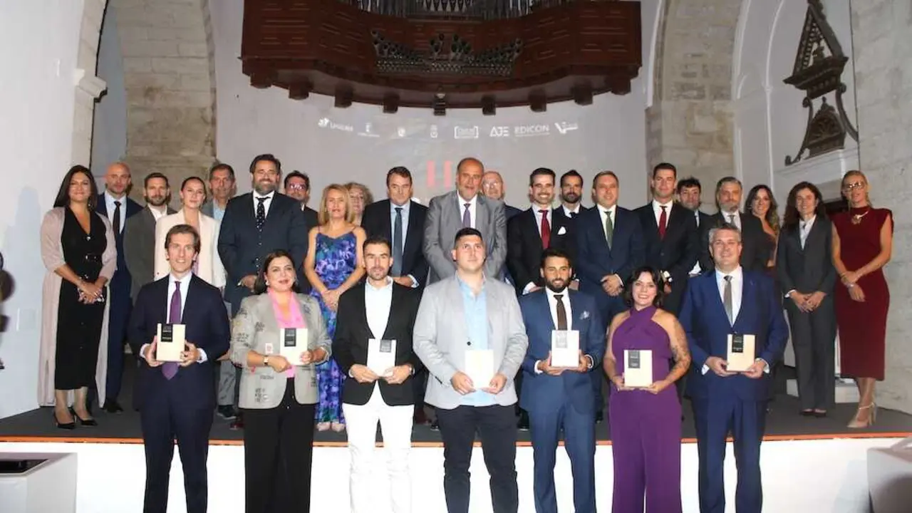 Vibra Burger recibe el premio principal en la III edición de los Premios AJE Castilla-La Mancha