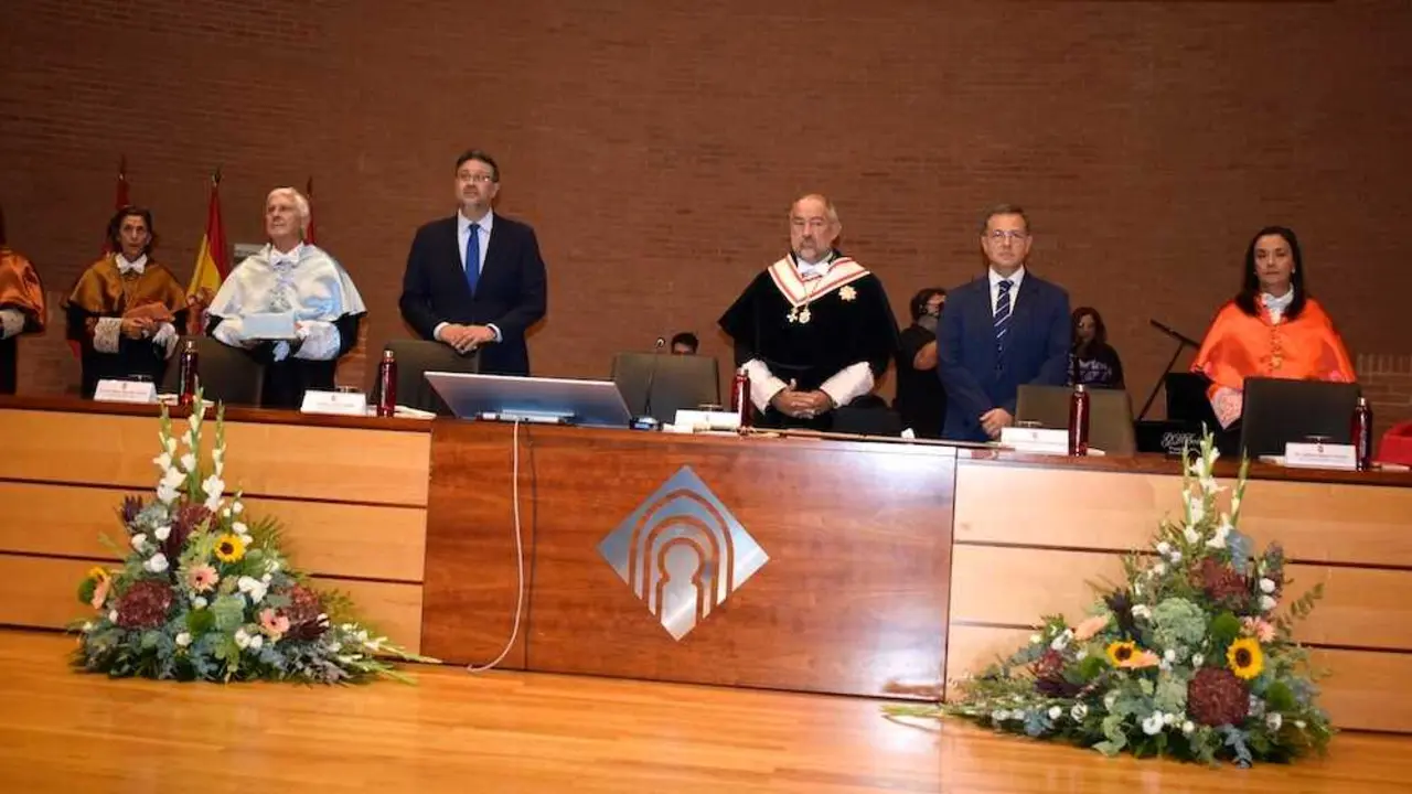 La UCLM comienza el curso académico 2025-2026 conmemorando sus 40 años de historia
