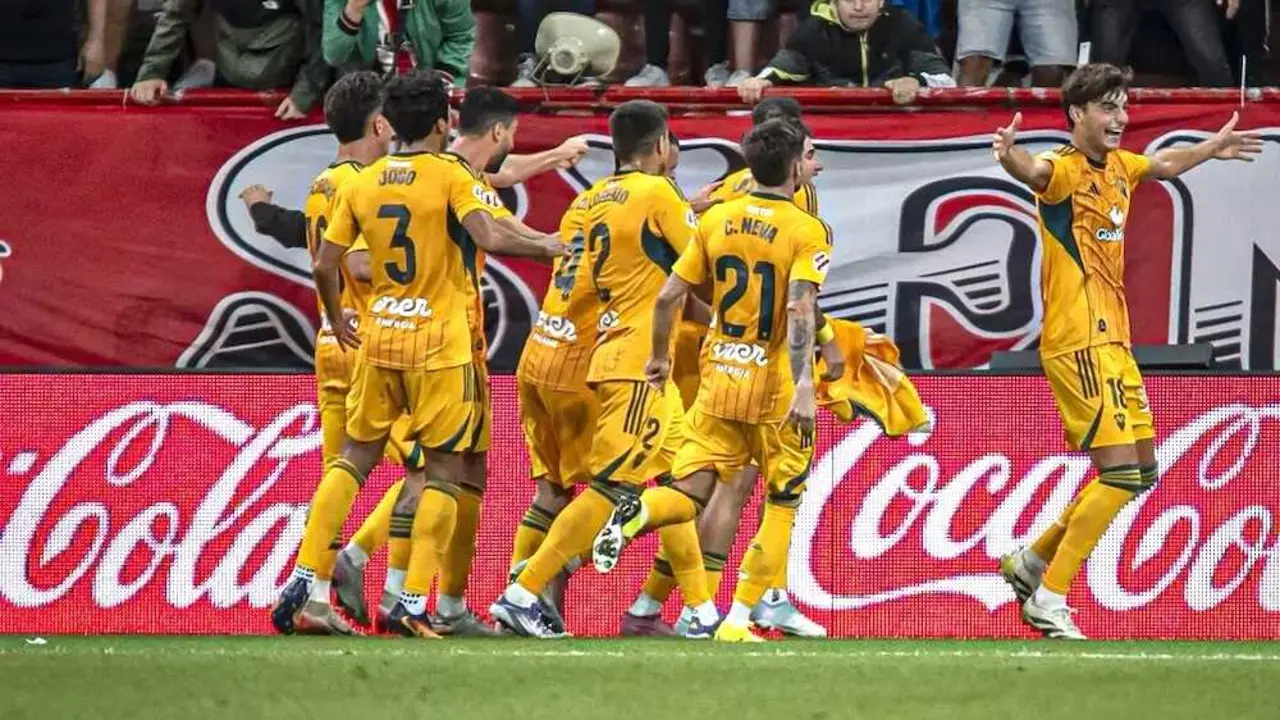 Remontada heroica del Albacete en El Molinón ante un Sporting que ganaba (3-4)