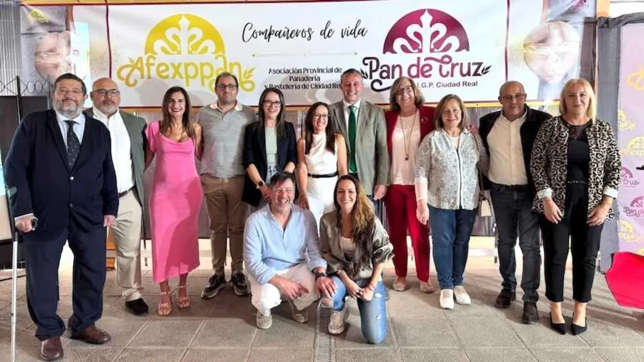 La viceconsejera de la Política Agraria Común y Política Agroambiental, Gracia Canales, ha asistido en Malagón (Ciudad Real), a la presentación de la nueva imagen de Afexppan