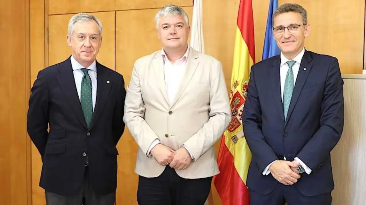 Eurocaja Rural comparte con el Gobierno de Cantabria su modelo de negocio y vocación de servicio