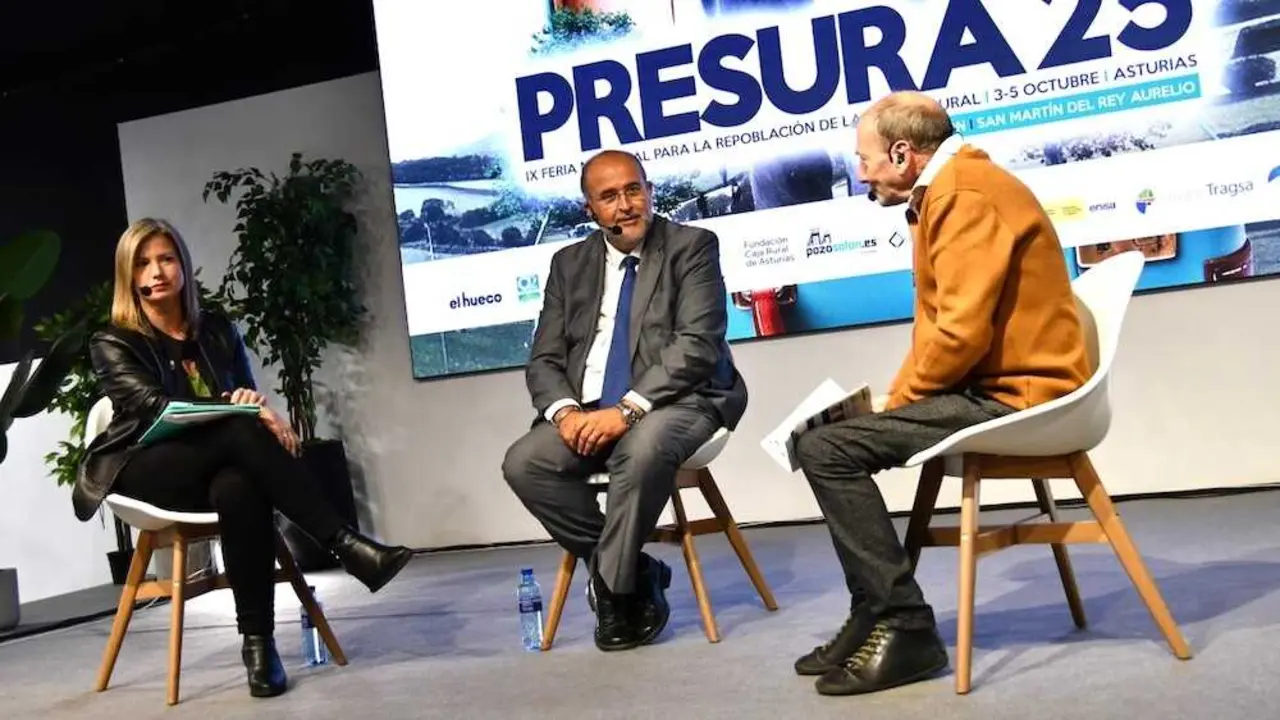 El vicepresidente primero del Gobierno de Castilla-La Mancha, José Luis Martínez Guijarro, participa en el diálogo inaugural de la Feria Nacional de Repoblación de la España Rural (PRESURA 2025)