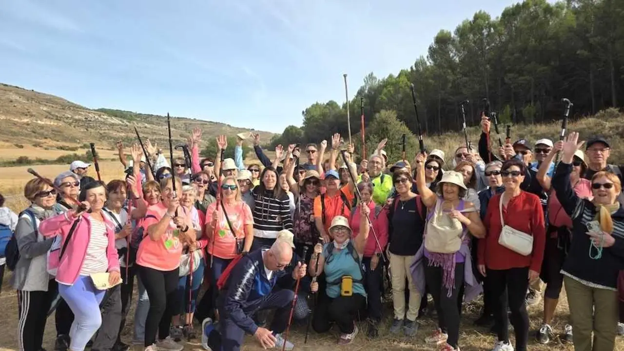 Castilla-La Mancha inicia la fase de otoño del senderismo para mayores, superando ya las 200 rutas como referente en envejecimiento activo