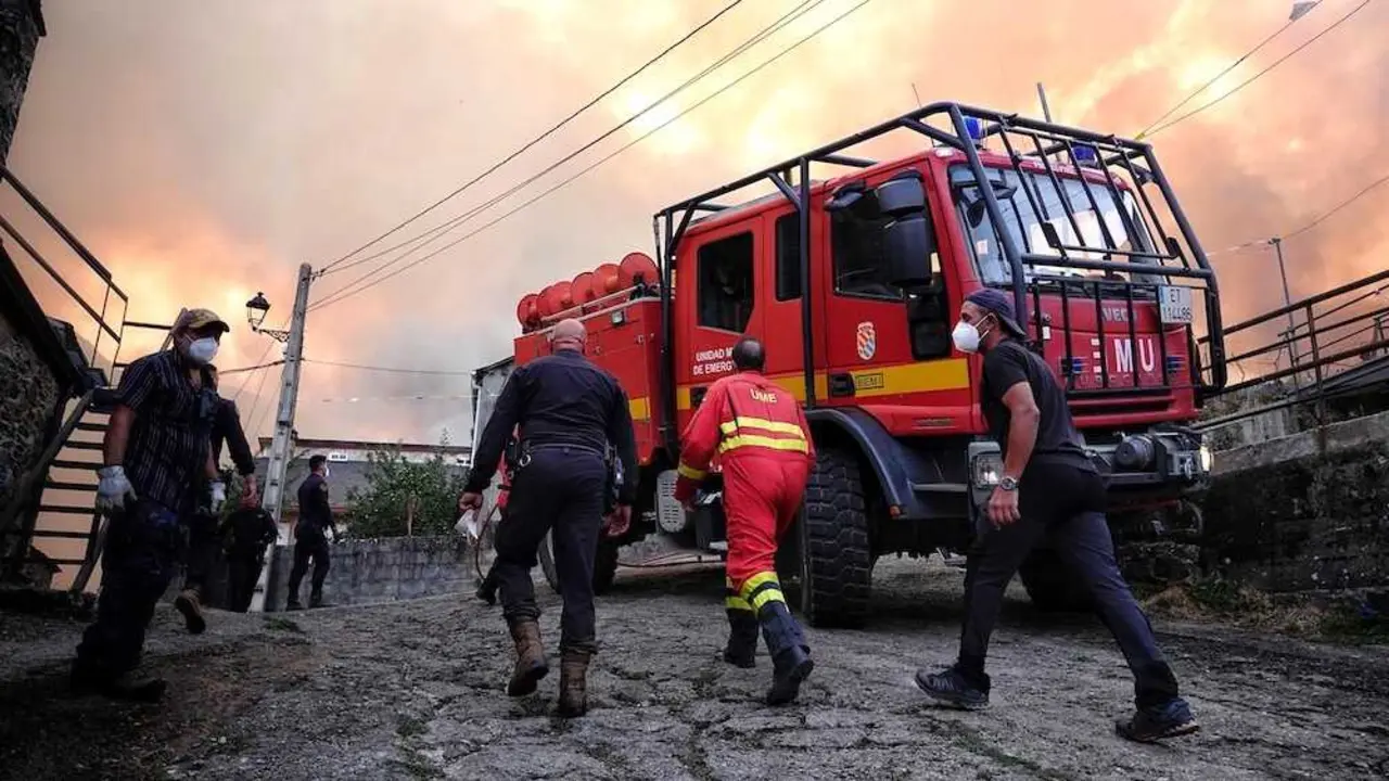 La UME cumple veinte años auxiliando a los españoles en situaciones de emergencia