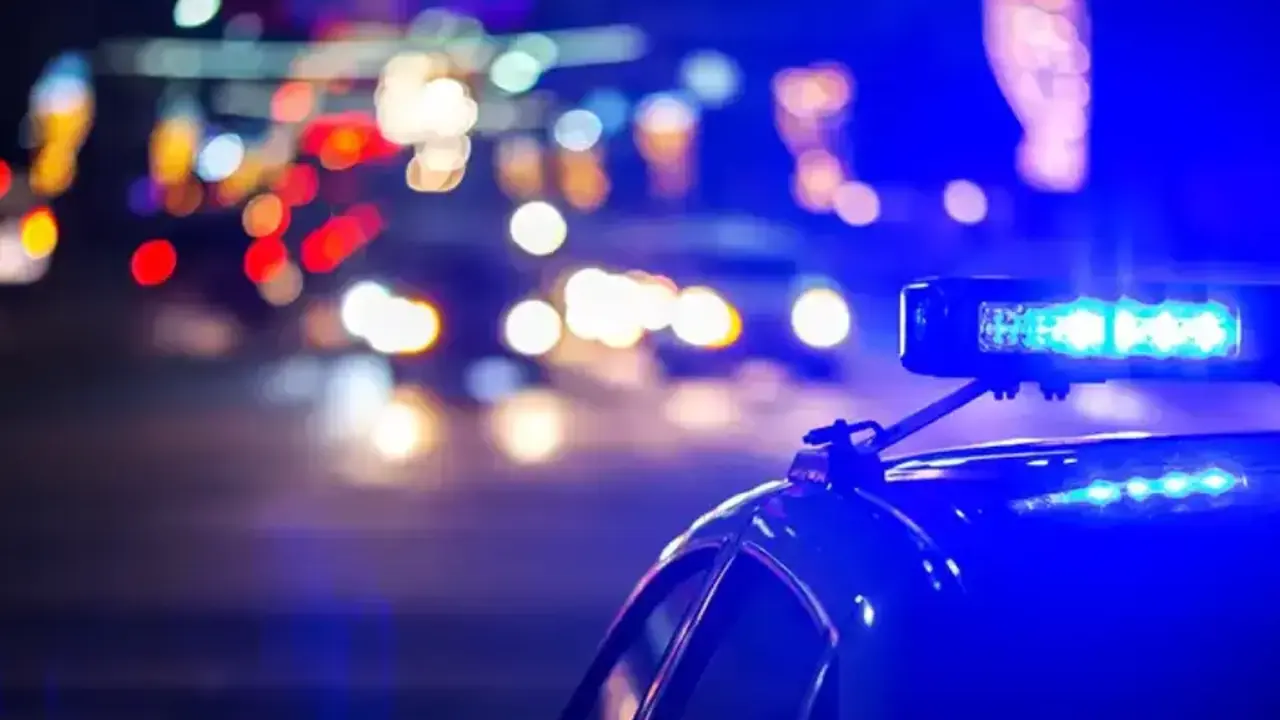 policía, ambulancia, sirena, accidente, patrulla, reyerta, tiroteo, crimen,&nbsp;