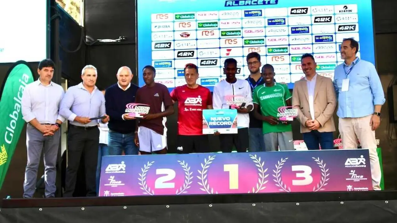 Hagos Eyob y Kiros Muaz baten los récords del XXVIII Medio Maratón de Albacete