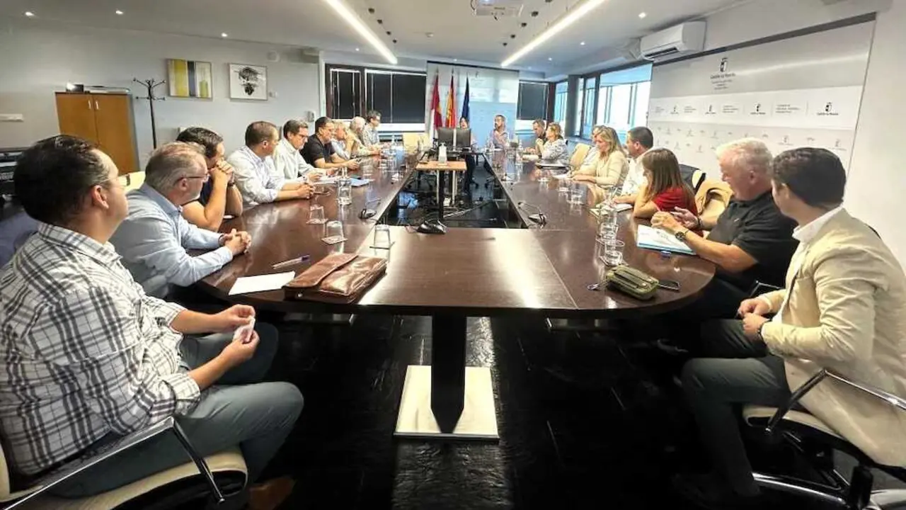 Castilla-La Mancha crea la mesa técnica del Sector Lechero para potenciar la competitividad