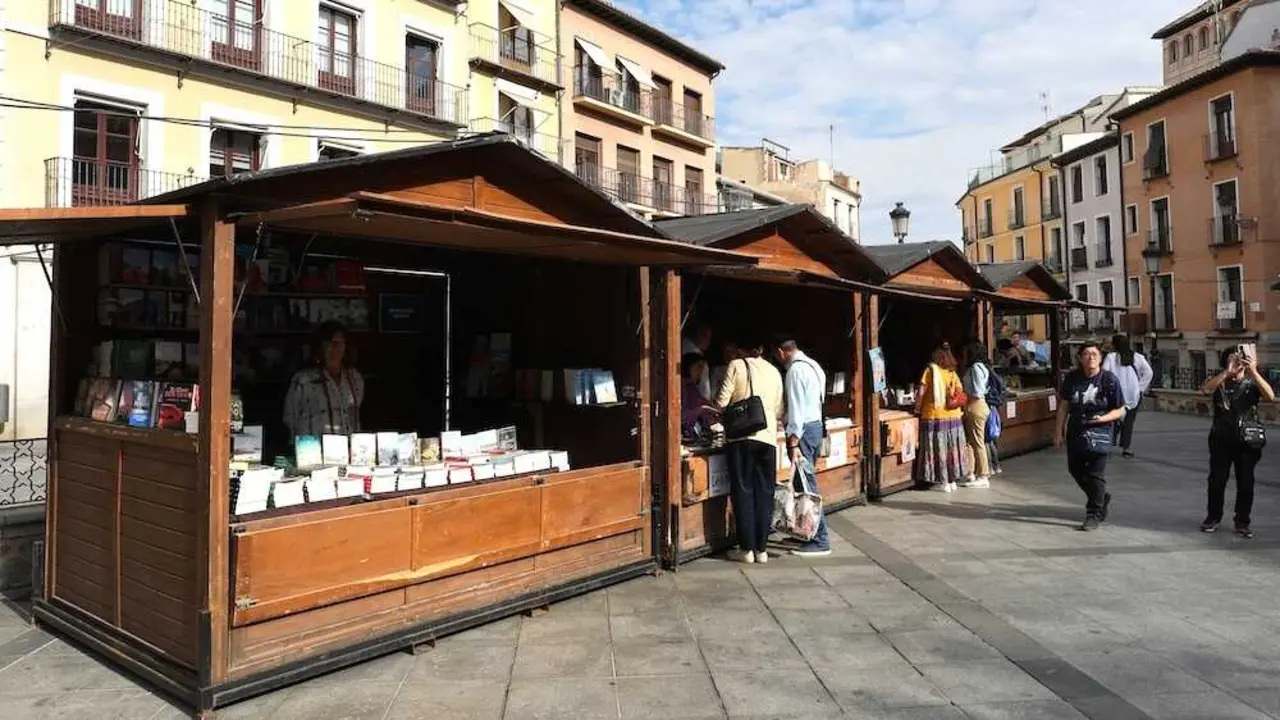 La Feria del Libro de Toledo celebra su 20 edición con la firma de 50 escritores