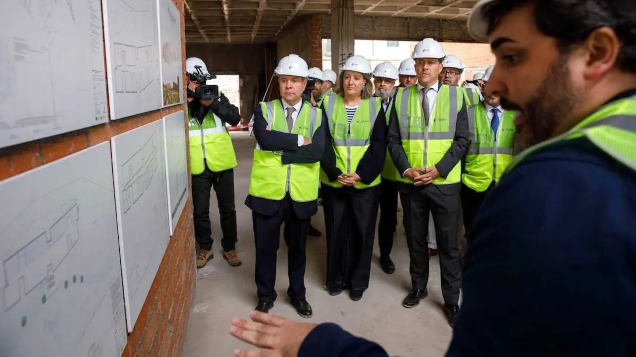 El presidente de Castilla-La Mancha, Emiliano García-Page, ha presentado en Toledo, el proyecto de rehabilitación del Parque de Polvorines que albergará la futura ´Ciudad del Cine´ de la Comunidad Autónoma