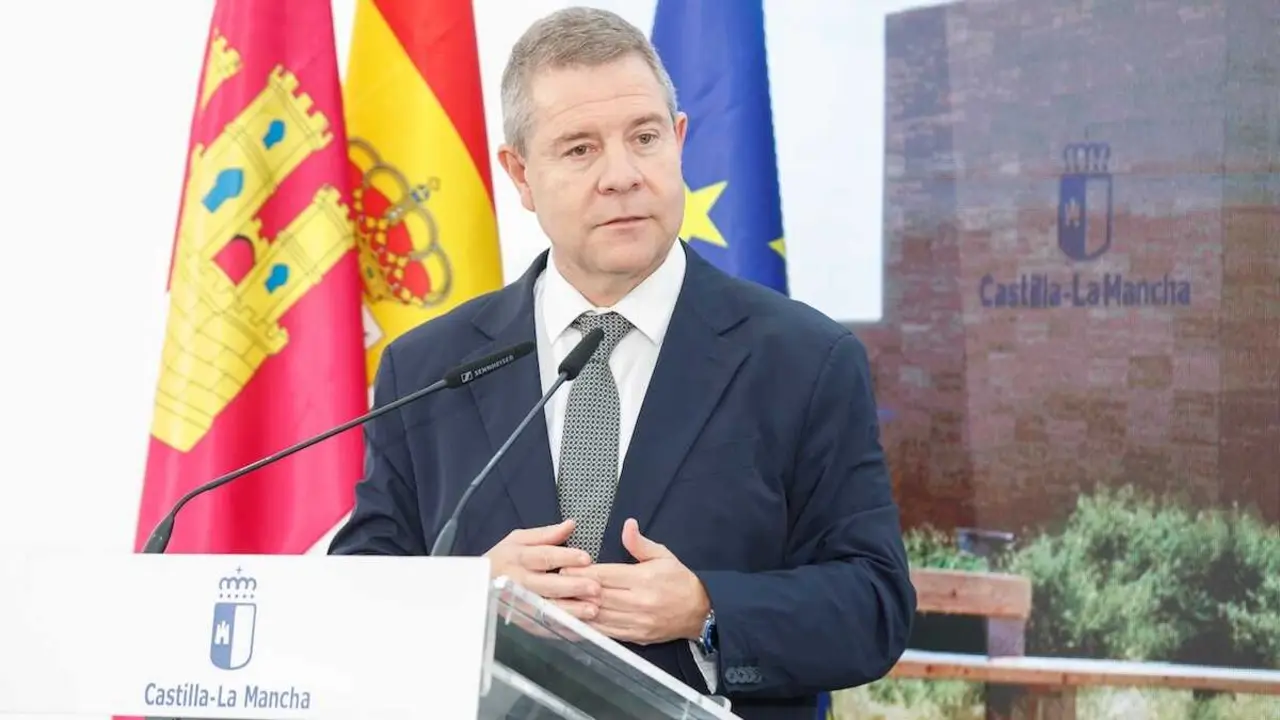 El presidente de Castilla-La Mancha, Emiliano García-Page, ha presentado en Toledo, el proyecto de rehabilitación del Parque de Polvorines que albergará la futura ´Ciudad del Cine´ de la Comunidad Autónoma